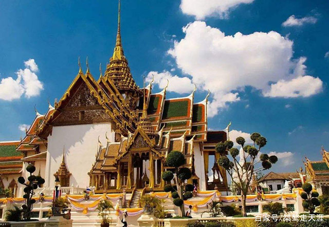 6 thiên đường du lịch dành cho người ít tiền, Việt Nam cũng góp mặt - 3