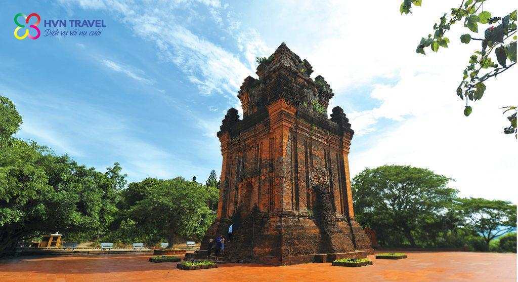 THÁP NHẠN THÁP NHẠN